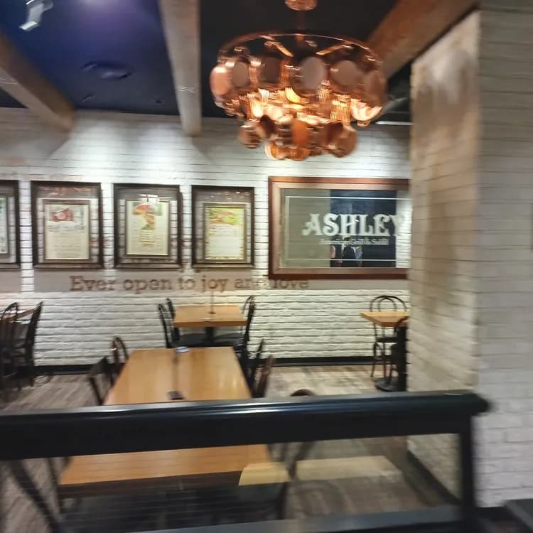 애슐리 퀸즈 평가 사진