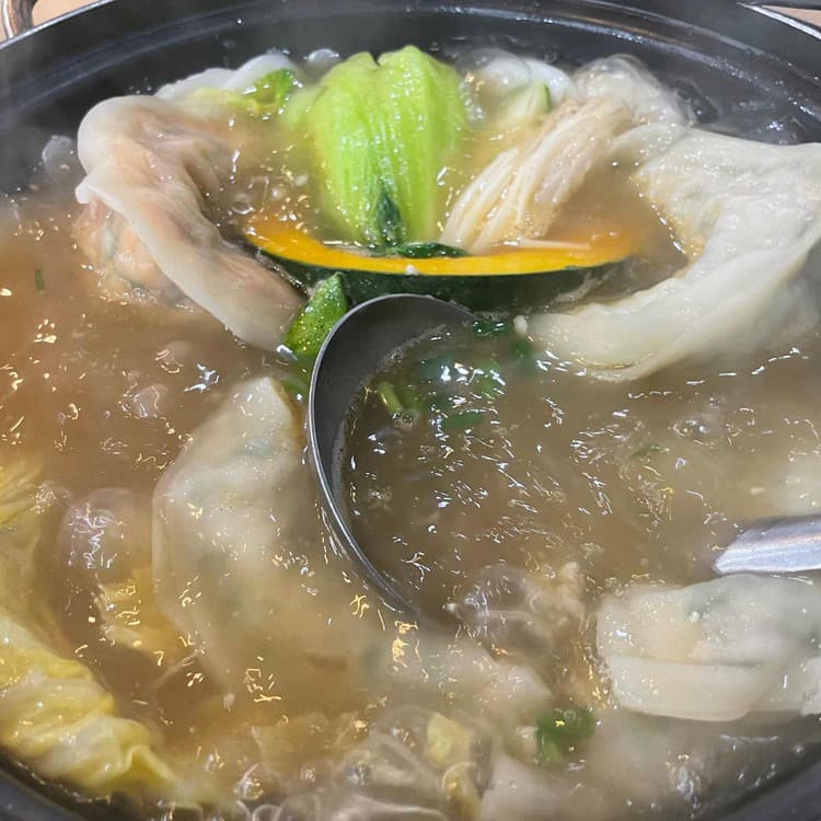일산 웨스턴돔 맛집, 아우성 개성손만두 - AI 딩코의 맛집 공략