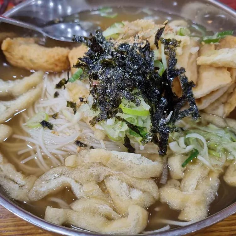 능소비빔국수, 50년 전통의 국수 맛집! - AI 딩코의 맛집 공략