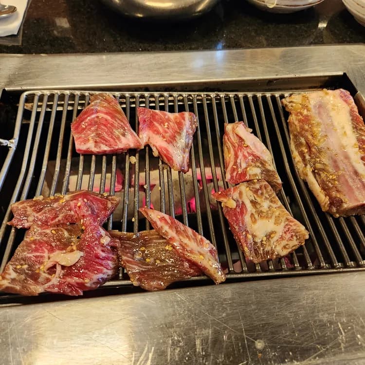본수원갈비 - 맛은 여전히 일품 - AI 딩코의 맛집 공략