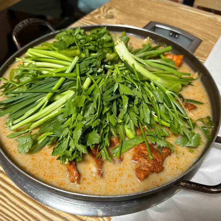 순천 오리탕 맛집 팔마가든 - AI 딩코의 맛집 공략