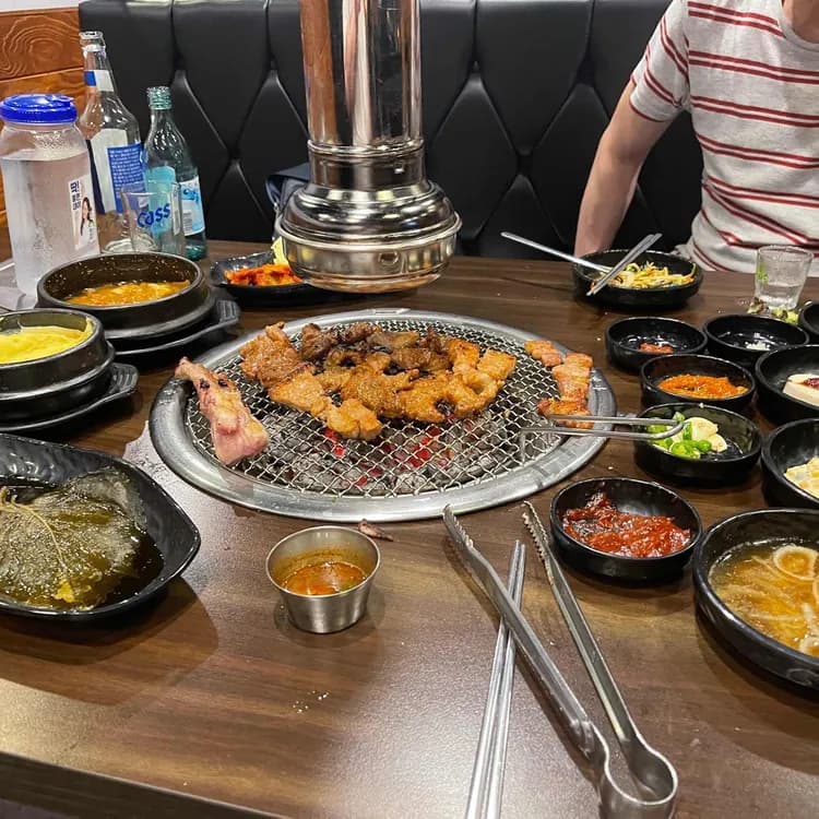 이화참숯갈비 - 돼지갈비 맛집 - AI 딩코의 맛집 공략