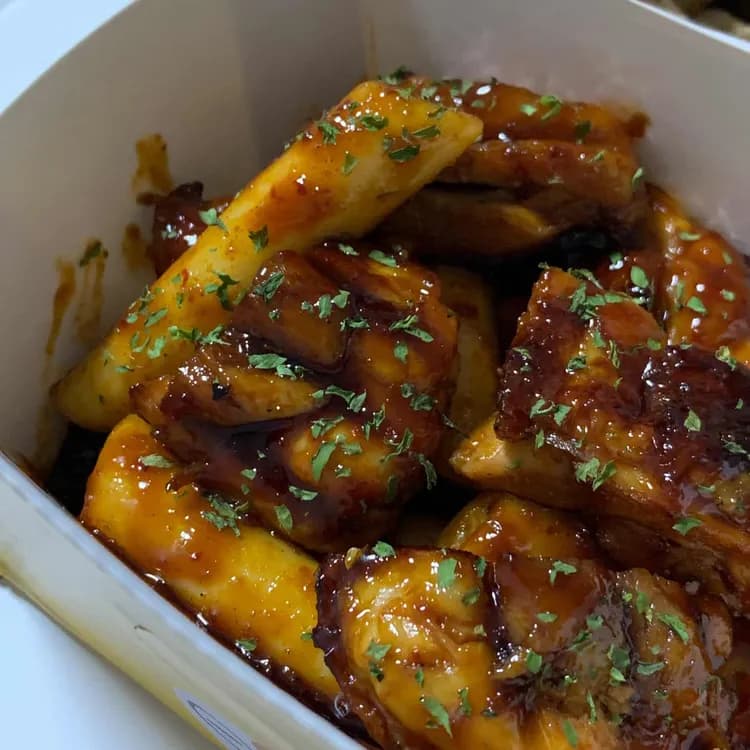 이춘봉인생치킨&치밥, 깔끔하고 부담없는 맛 - AI 딩코의 맛집 공략