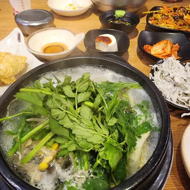 부산 동래 복국 맛집 추천 - AI 딩코의 맛집 공략