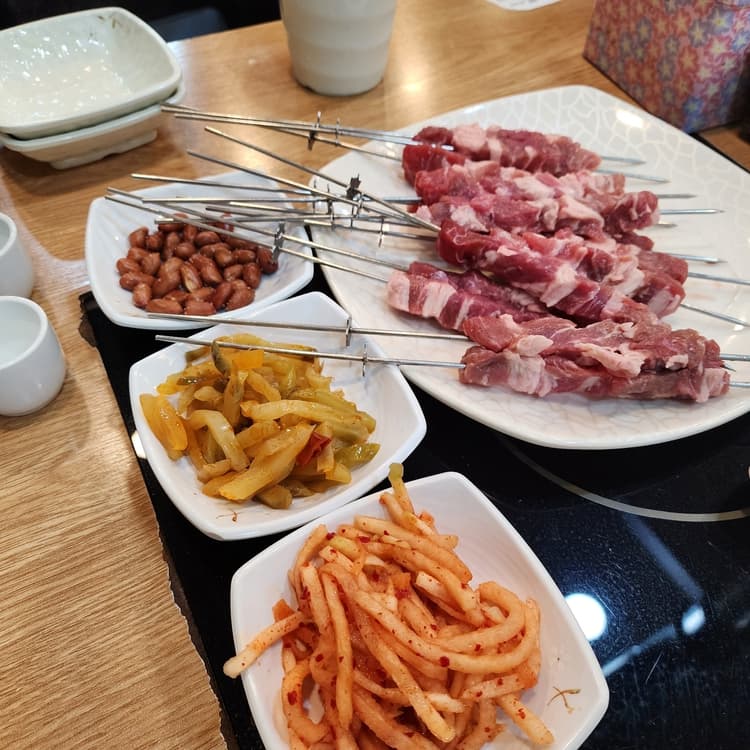 고향양꼬치 - 가성비 좋은 중국 양꼬치 전문점 - AI 딩코의 맛집 공략