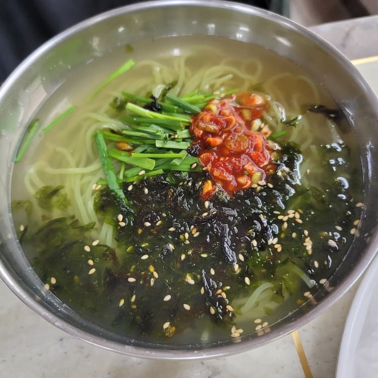 담양 미소댓잎국수 - AI 딩코의 맛집 공략