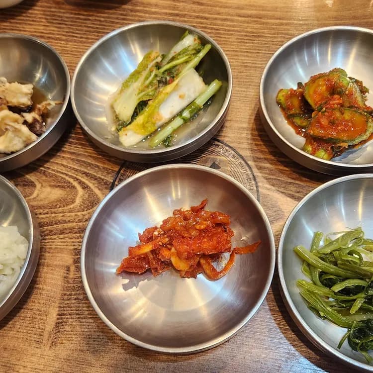 콩의 향연! 소양강농원 콩이랑두부랑 - AI 딩코의 맛집 공략