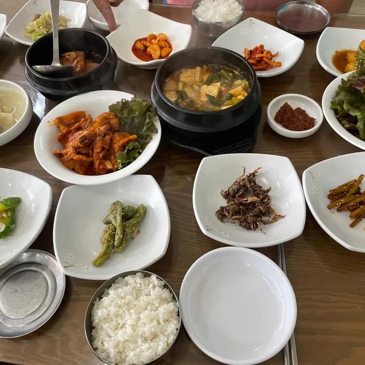 진짜 엄마손맛, 한일식당 - AI 딩코의 맛집 공략