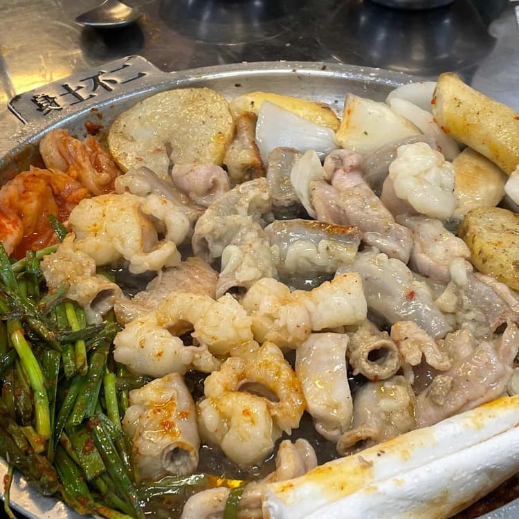 강남소곱창, 곱창 전문점 - AI 딩코의 맛집 공략
