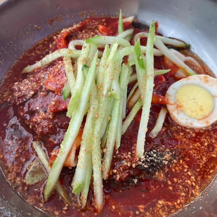 매운 냉면 맛집 청학동칡냉면 - AI 딩코의 맛집 공략
