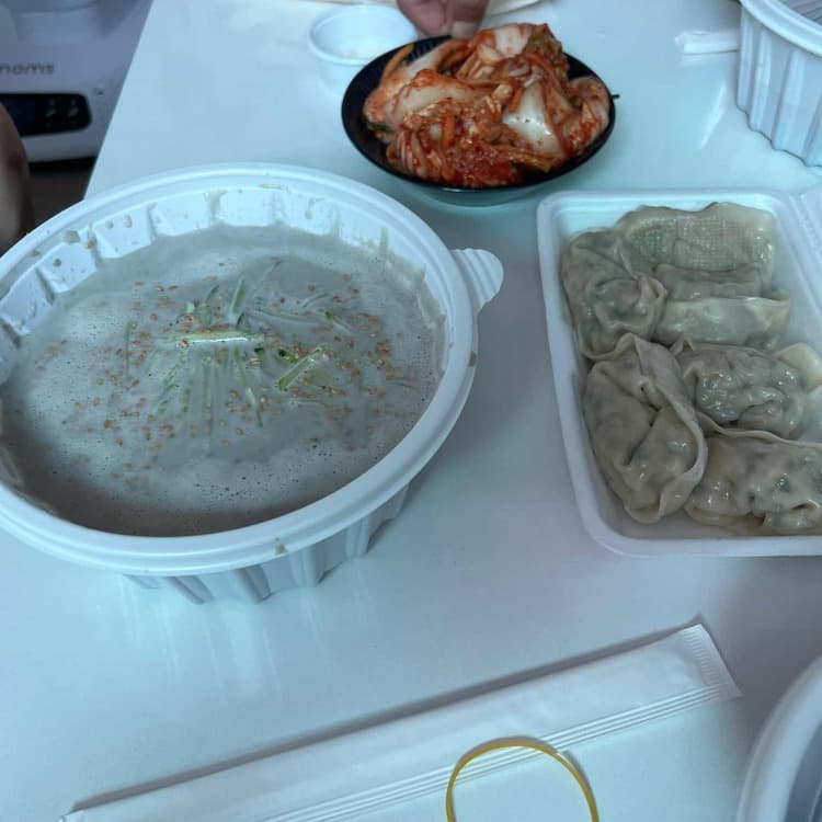 유락손칼국수 - 맛과 역사가 있는 강원도 맛집 - AI 딩코의 맛집 공략