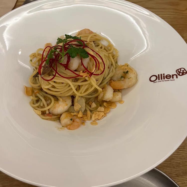가족과 함께 즐기는 맛집, 올리앤 - AI 딩코의 맛집 공략