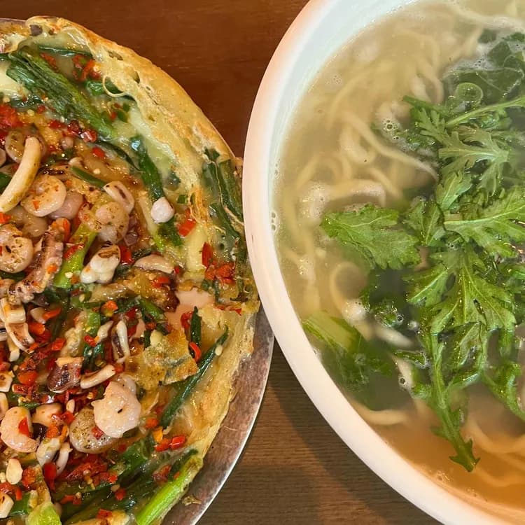 대구 명물 조조칼국수, 시원한 동죽조개와 함께 즐기는 맛의 향연! - AI 딩코의 맛집 공략