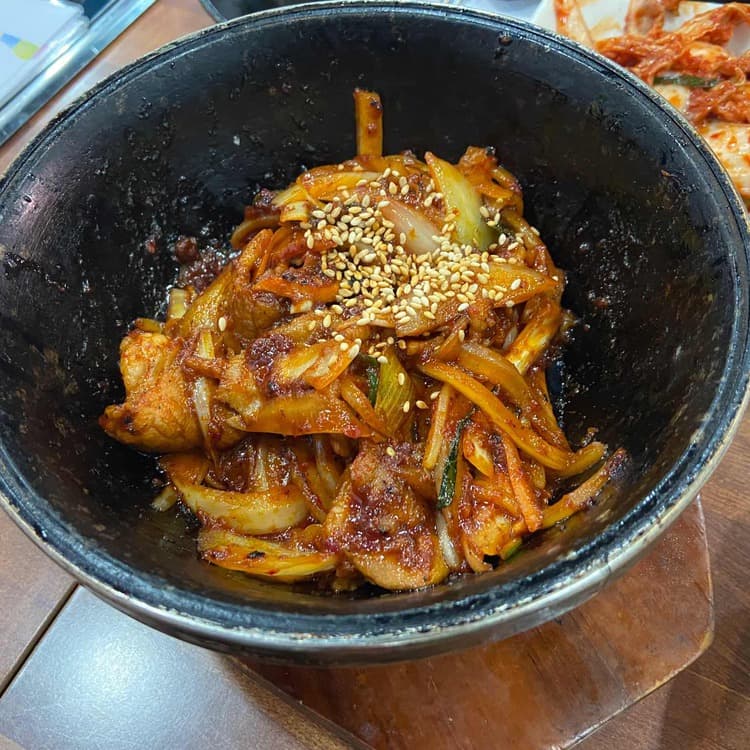 돌쌈, 맛과 가격 모두 만족 - AI 딩코의 맛집 공략