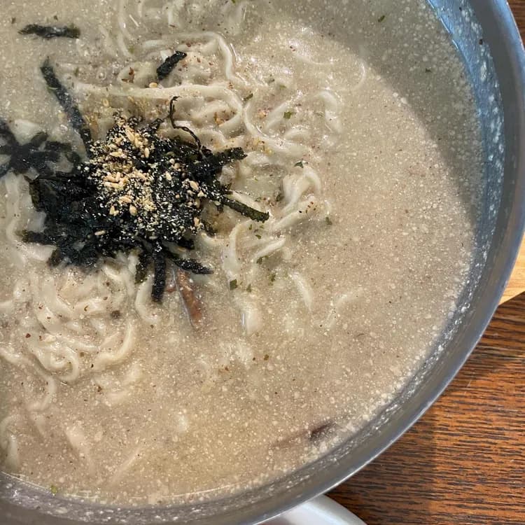 합천의 손칼국수 맛집 - 순할머니손칼국수 - AI 딩코의 맛집 공략