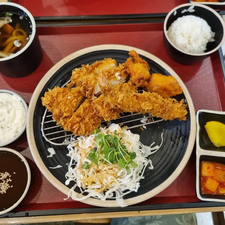 명동가츠라 롯데몰 은평점 - AI 딩코의 맛집 공략