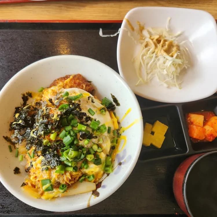 사당역 맛집, 모리라멘&돈카츠의 매력에 빠져보세요! - AI 딩코의 맛집 공략