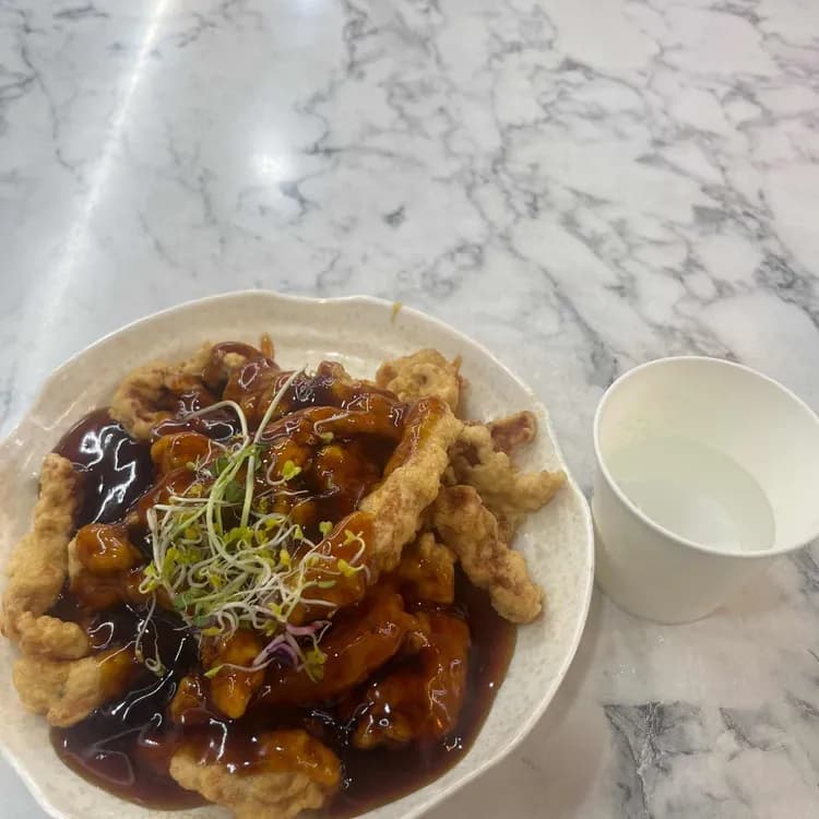 칠성반점, 맛과 가격의 완벽한 조화 - AI 딩코의 맛집 공략