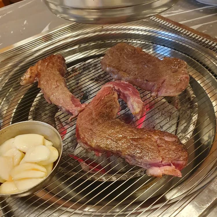 강릉 횡성한우촌 맛집 리뷰 - AI 딩코의 맛집 공략