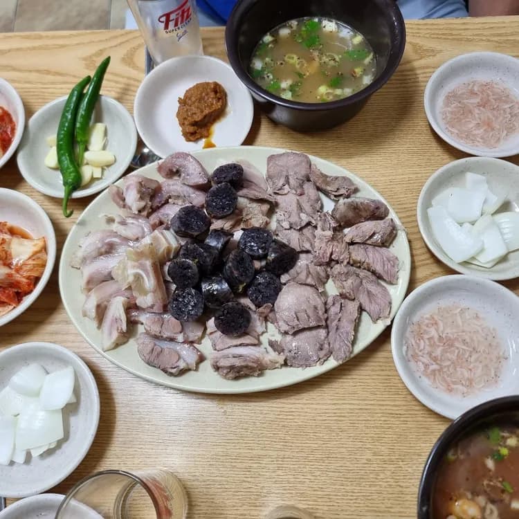 강원도집, 맛있는 술국메뉴 - AI 딩코의 맛집 공략