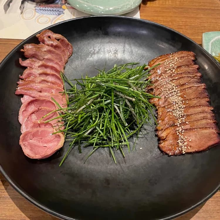 오리의 정석, 배나무골오리집에서 가족과 함께 즐기세요! - AI 딩코의 맛집 공략