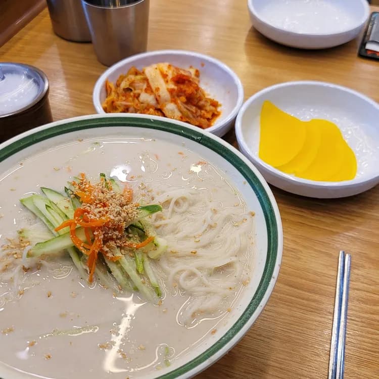 안양 맛집 구포잔치국수 - AI 딩코의 맛집 공략