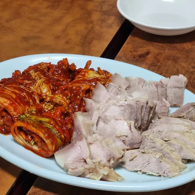 서울 중구 맛집 팔도보쌈 리뷰 - AI 딩코의 맛집 공략