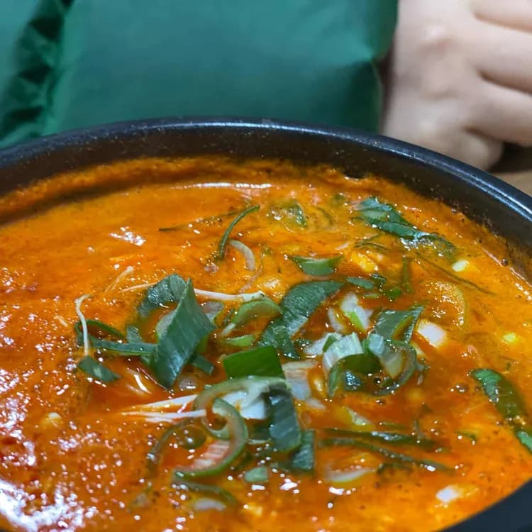 뚱할머니순두부 평가 사진