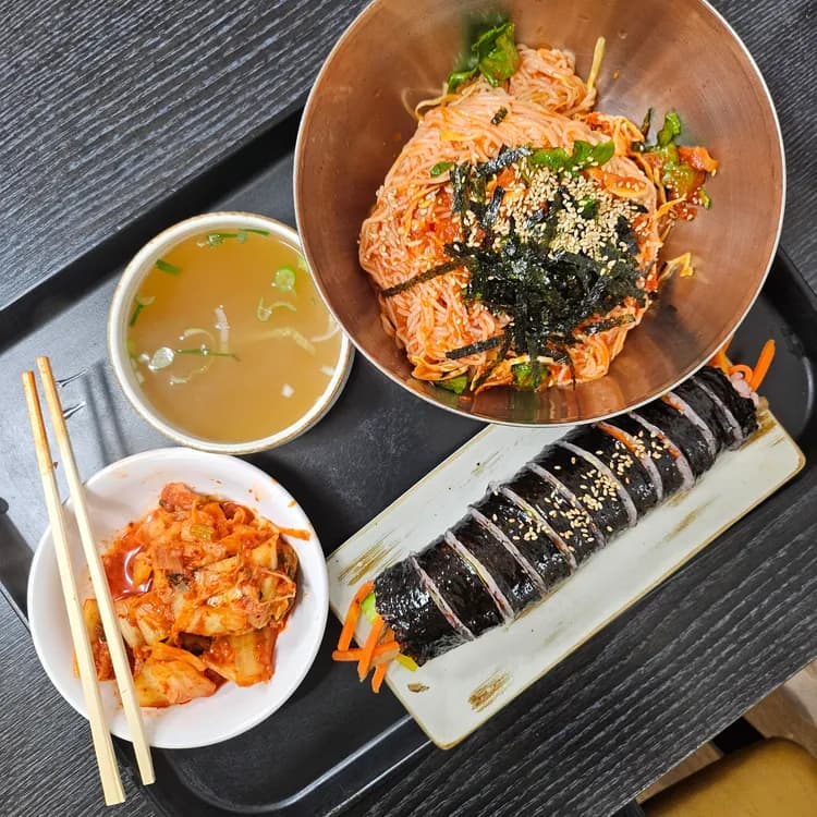 오래된 국수집, 영희네국수집 - AI 딩코의 맛집 공략