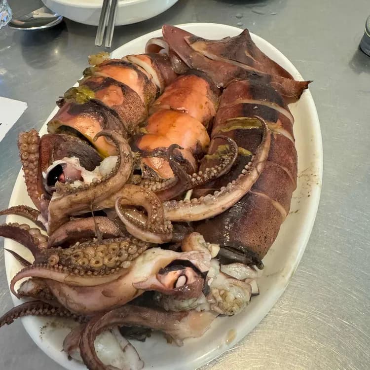 상도실내포장마차, 오징어의 정석을 맛보다! - AI 딩코의 맛집 공략