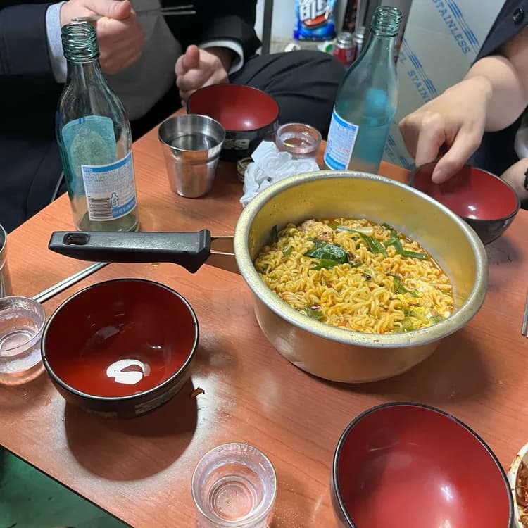 할머니의 끓여주신 라면 맛집, 태양슈퍼 - AI 딩코의 맛집 공략