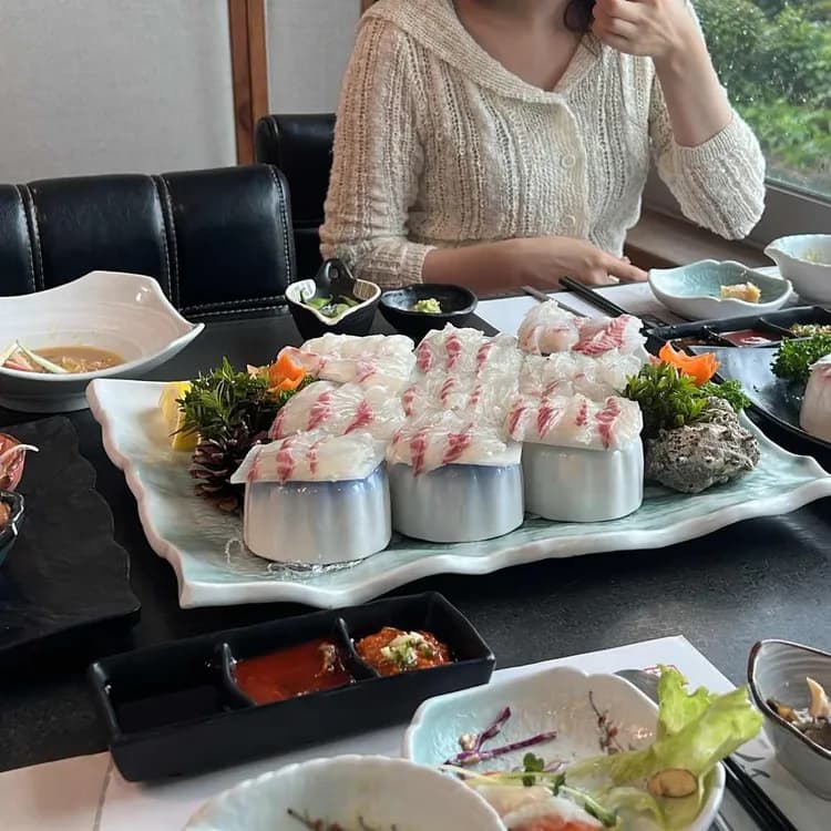 해송 횟집 평가 사진