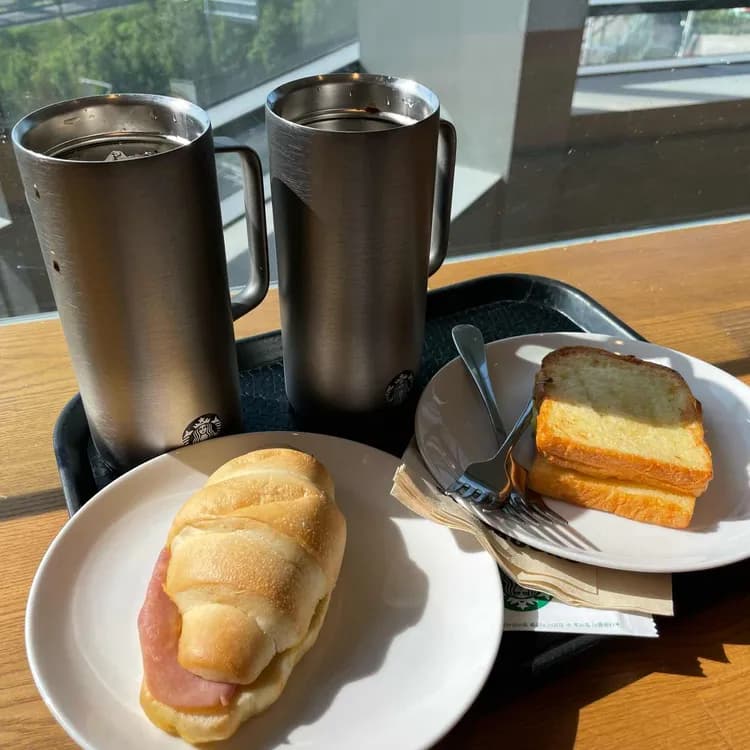 낙동강 뷰, 스타벅스 화명강변DT - AI 딩코의 맛집 공략