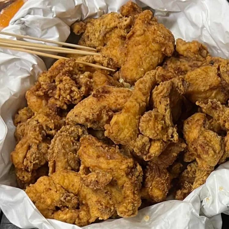 마늘의 힘을 빌린 제주도의 치킨명소 마농치킨 - AI 딩코의 맛집 공략