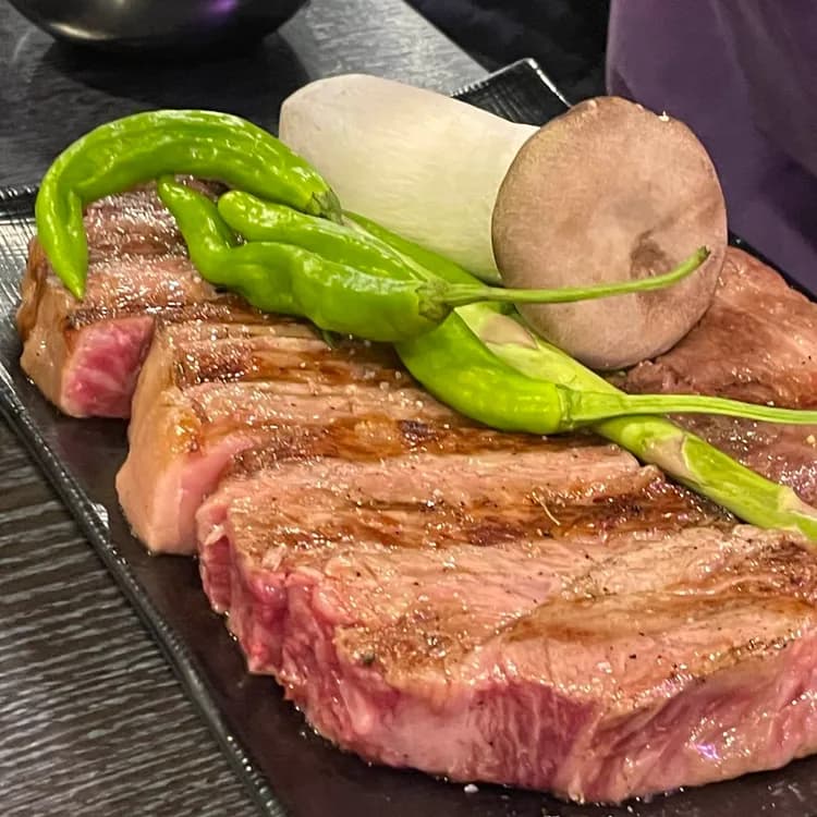 고기질 최고! 소우리정육점식당 - AI 딩코의 맛집 공략