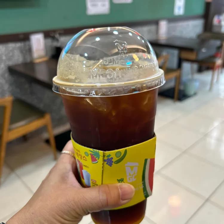 메가커피 평가 사진