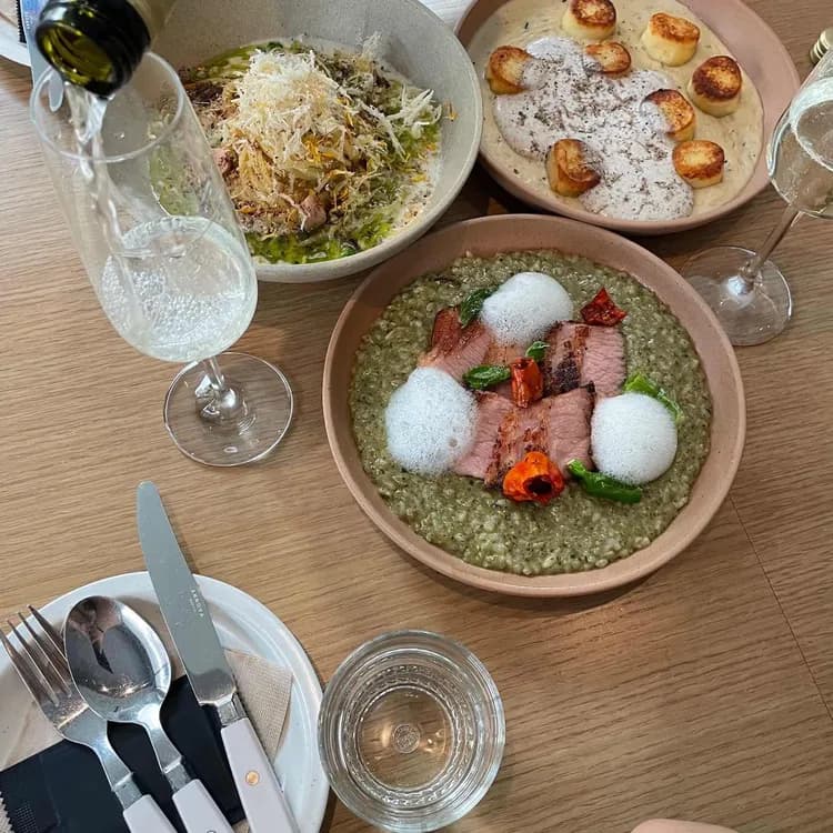고급스러운 맛집, 심퍼티쿠시 - AI 딩코의 맛집 공략