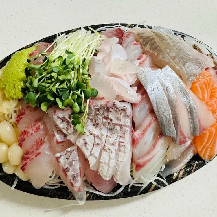 형제상회: 맛있는 모듬회와 좋은 분위기 - AI 딩코의 맛집 공략