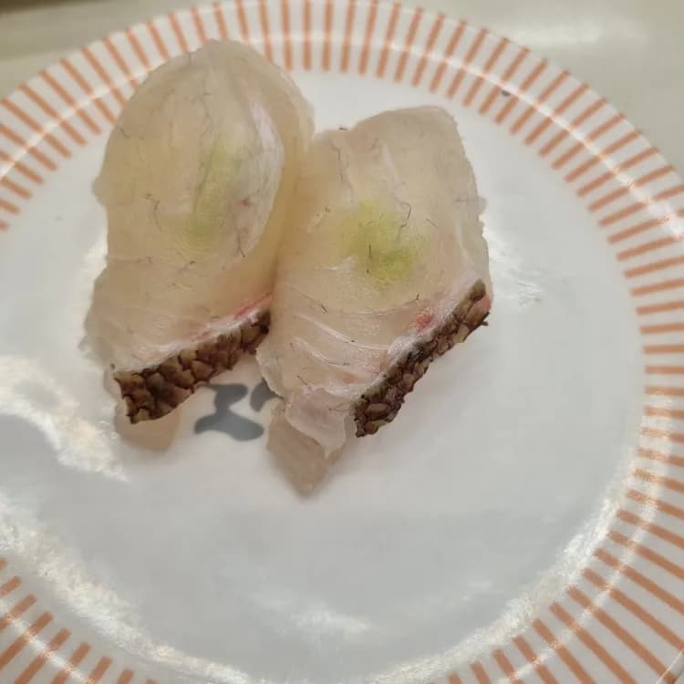하코스시: 가성비 좋은 회전 초밥집 - AI 딩코의 맛집 공략