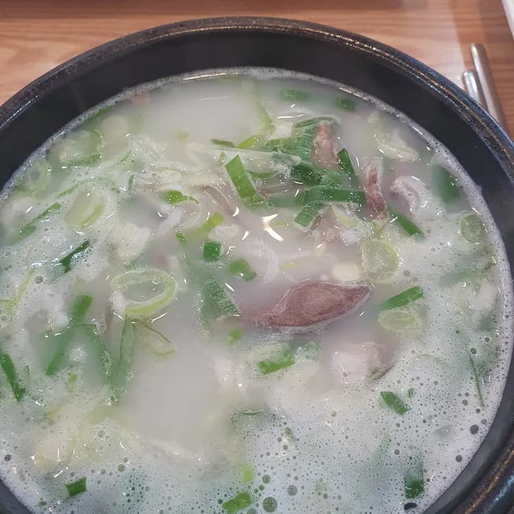 바우네나주곰탕 평가 사진