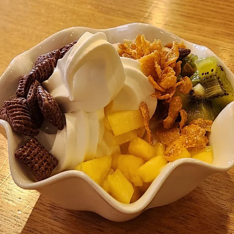 추억의 레드망고, 서울신당점 - AI 딩코의 맛집 공략