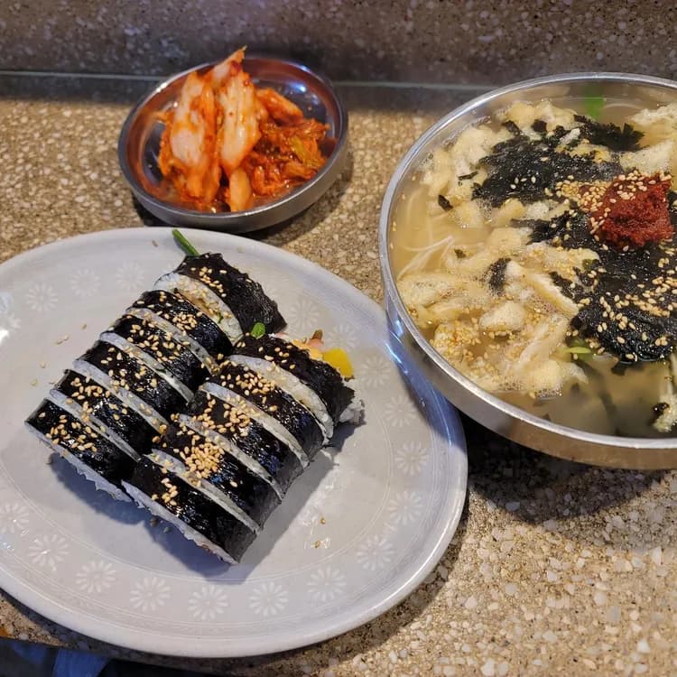 연서시장 맛집 옥이네김밥 - AI 딩코의 맛집 공략