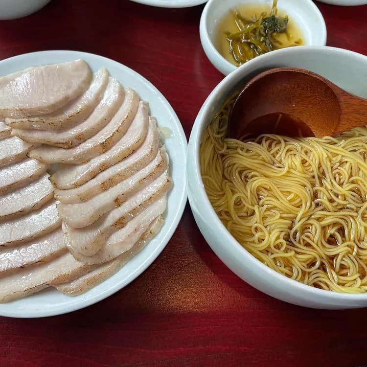 엄용백 돼지국밥 평가 사진