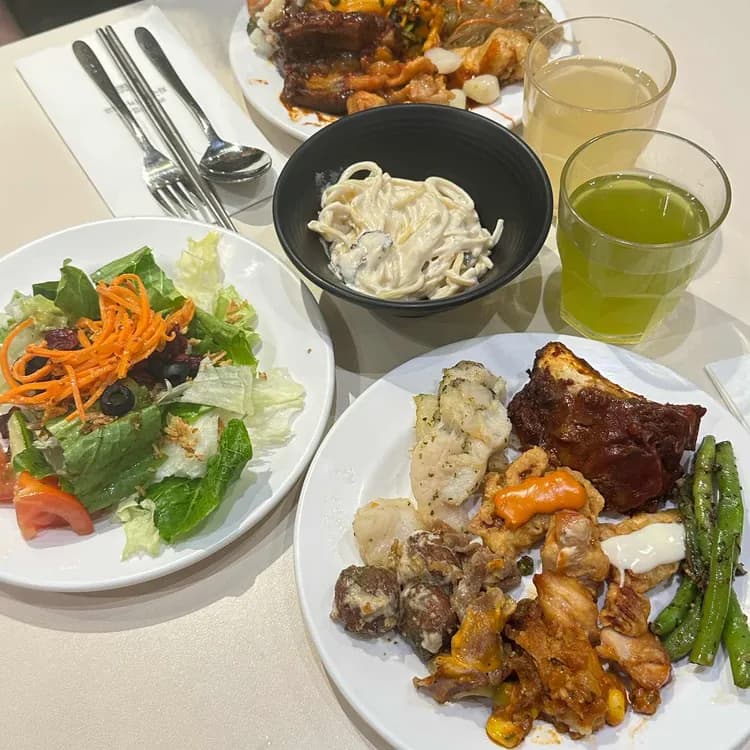 애슐리 평가 사진