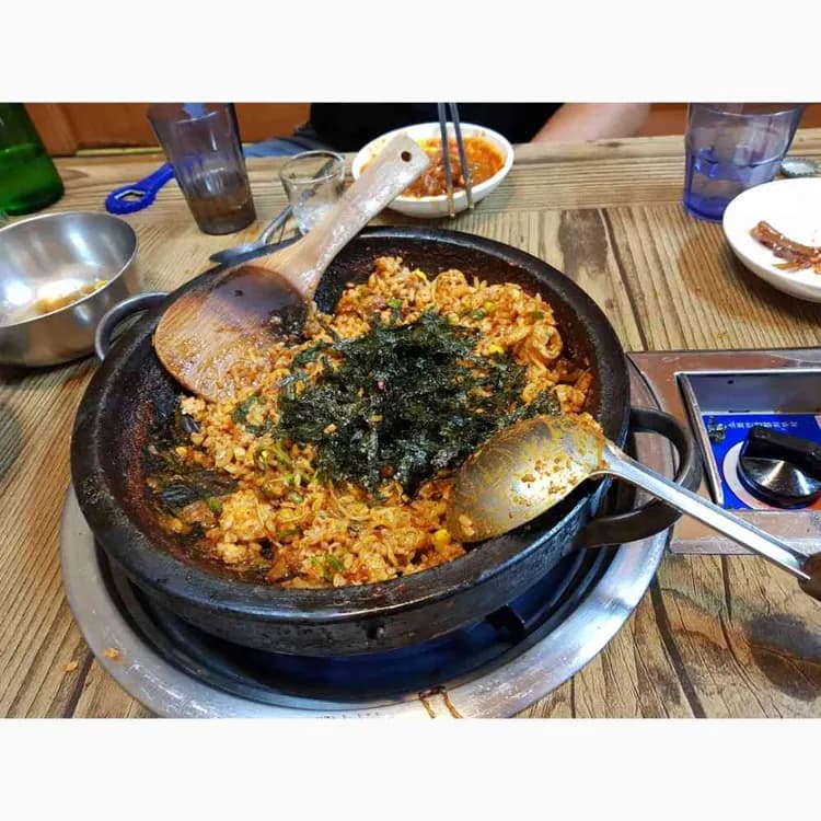 대구 버들식당, 곱창전골 맛집 추천 - AI 딩코의 맛집 공략